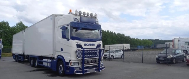 scania