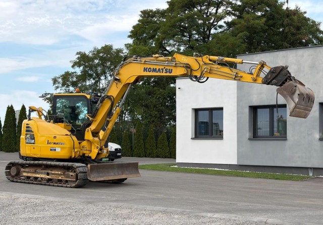 komatsu